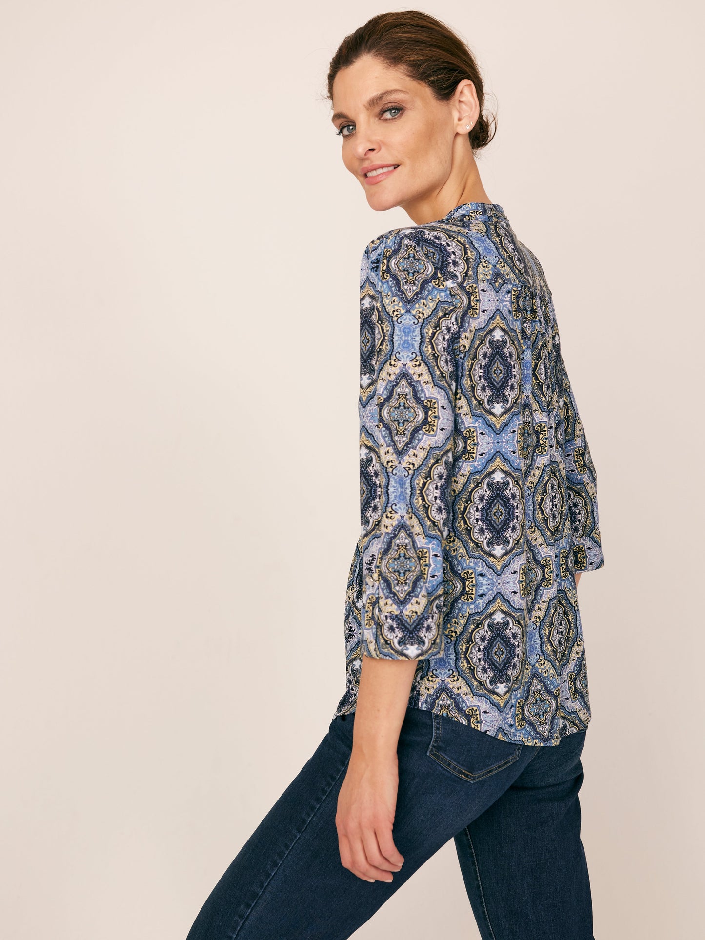 Roz & Ali Blue Yellow Mandala Popover