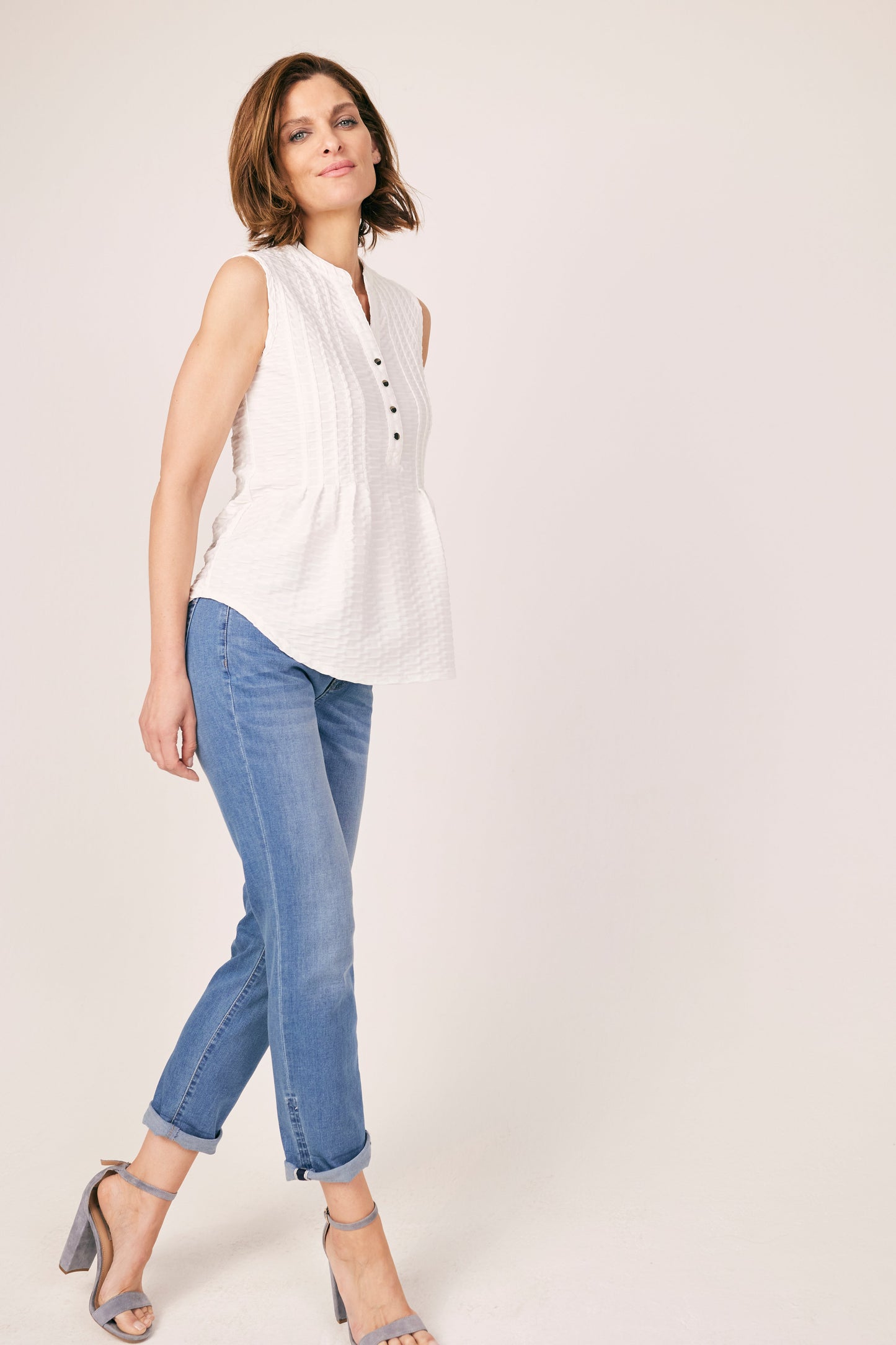 Roz & Ali Sleeveless Plain Popover