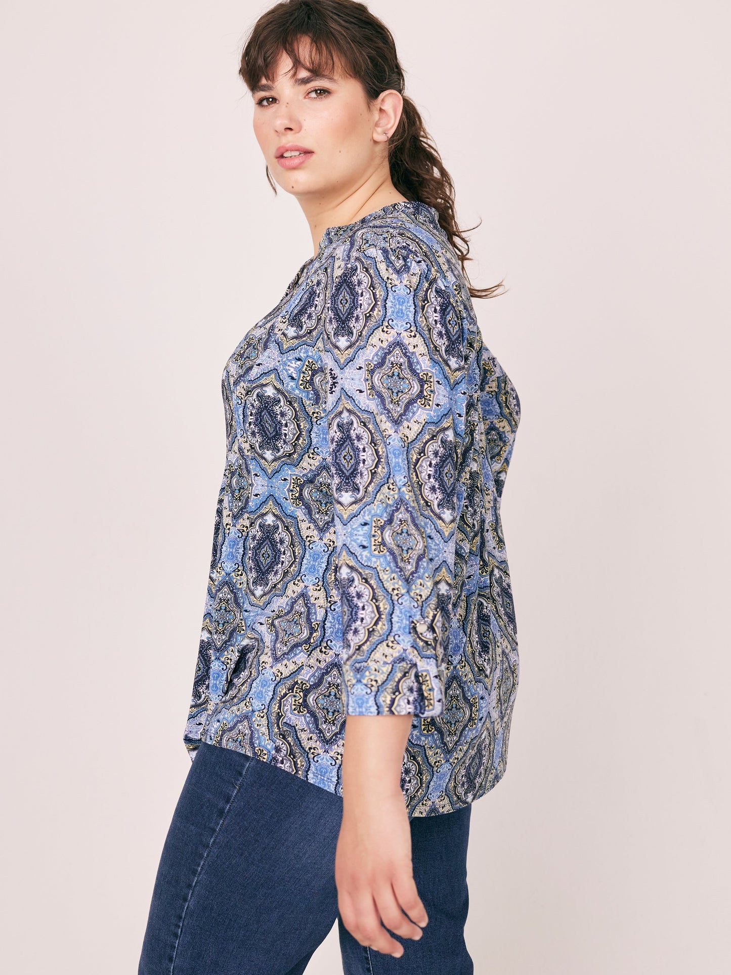 Roz & Ali Blue Yellow Mandala Popover - Plus