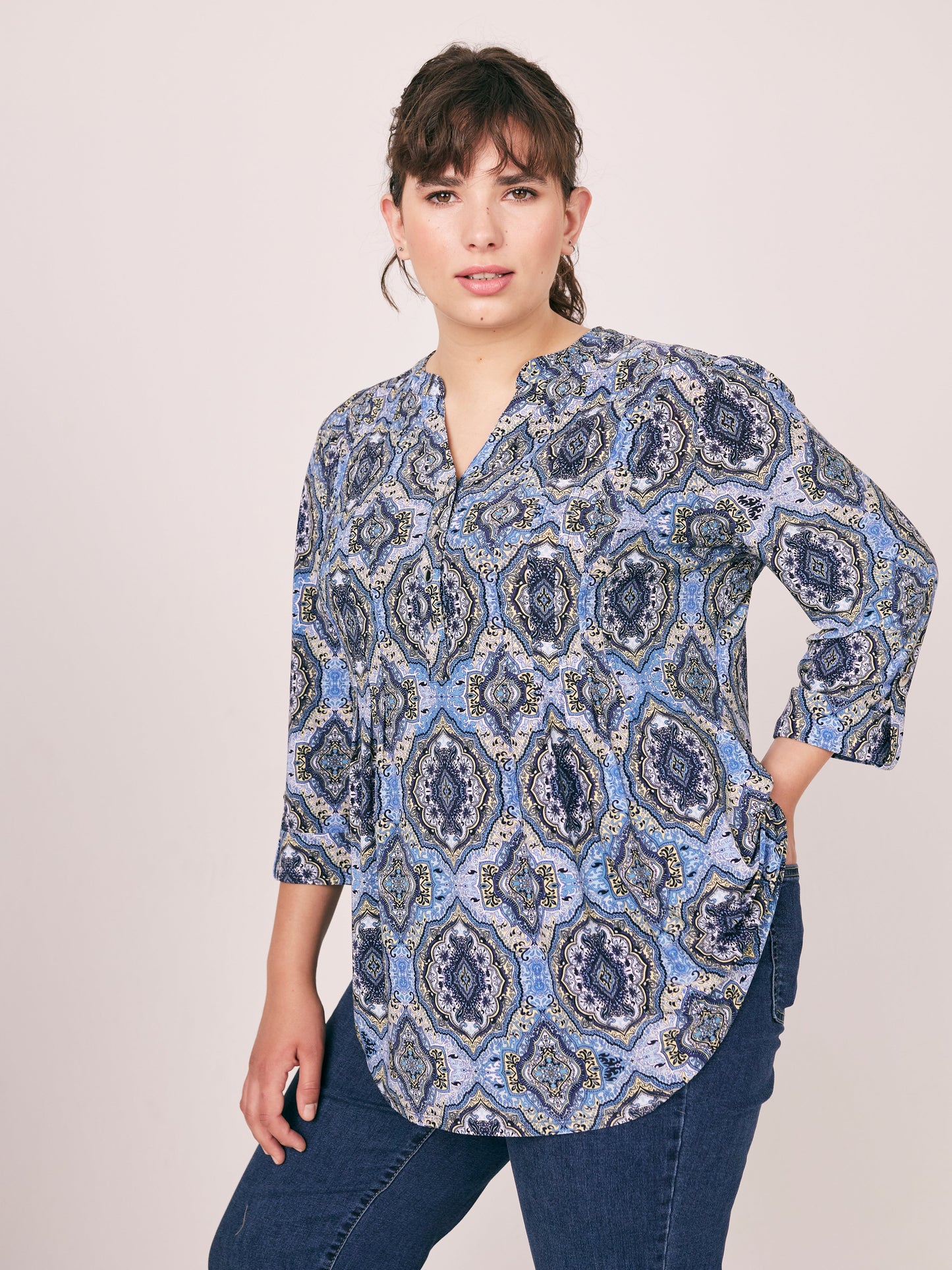 Roz & Ali Blue Yellow Mandala Popover - Plus