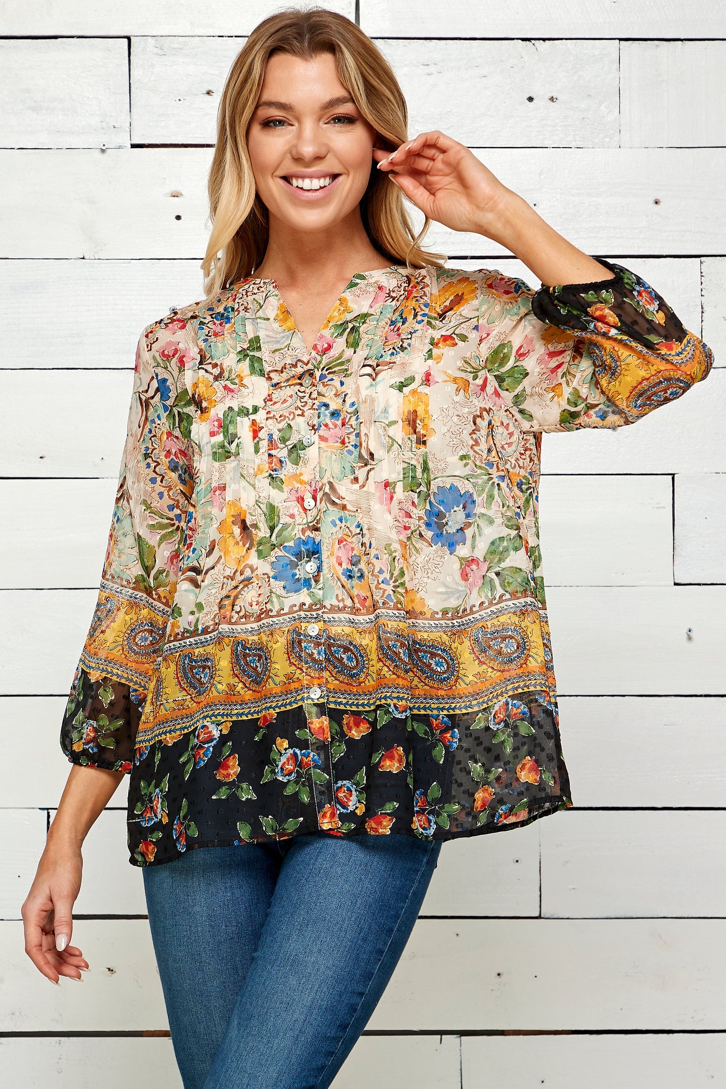 Figueroa & Flower 3/4 Border Print Sleeve Blouse