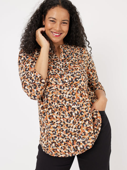 Roz & Ali Leopard Multi Pintuck Popover - Plus