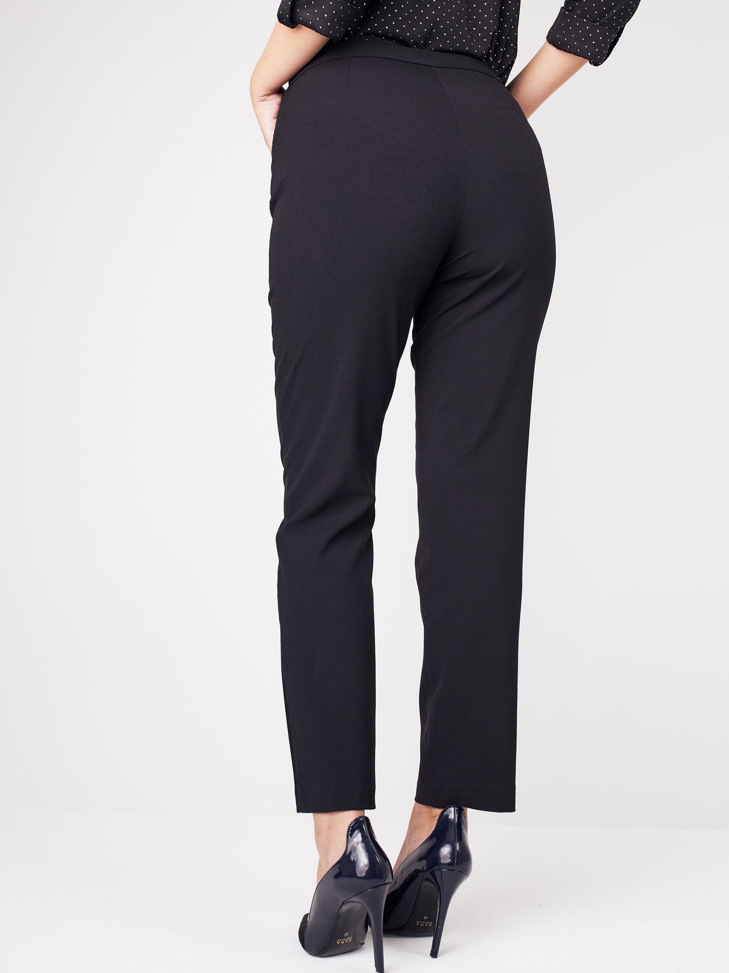 Roz & Ali Secret Agent Pants with L Pockets - Short Length