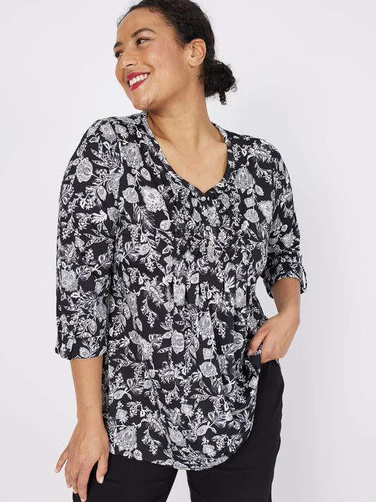 Roz & Ali V-Neck Puff Print Popover - Plus