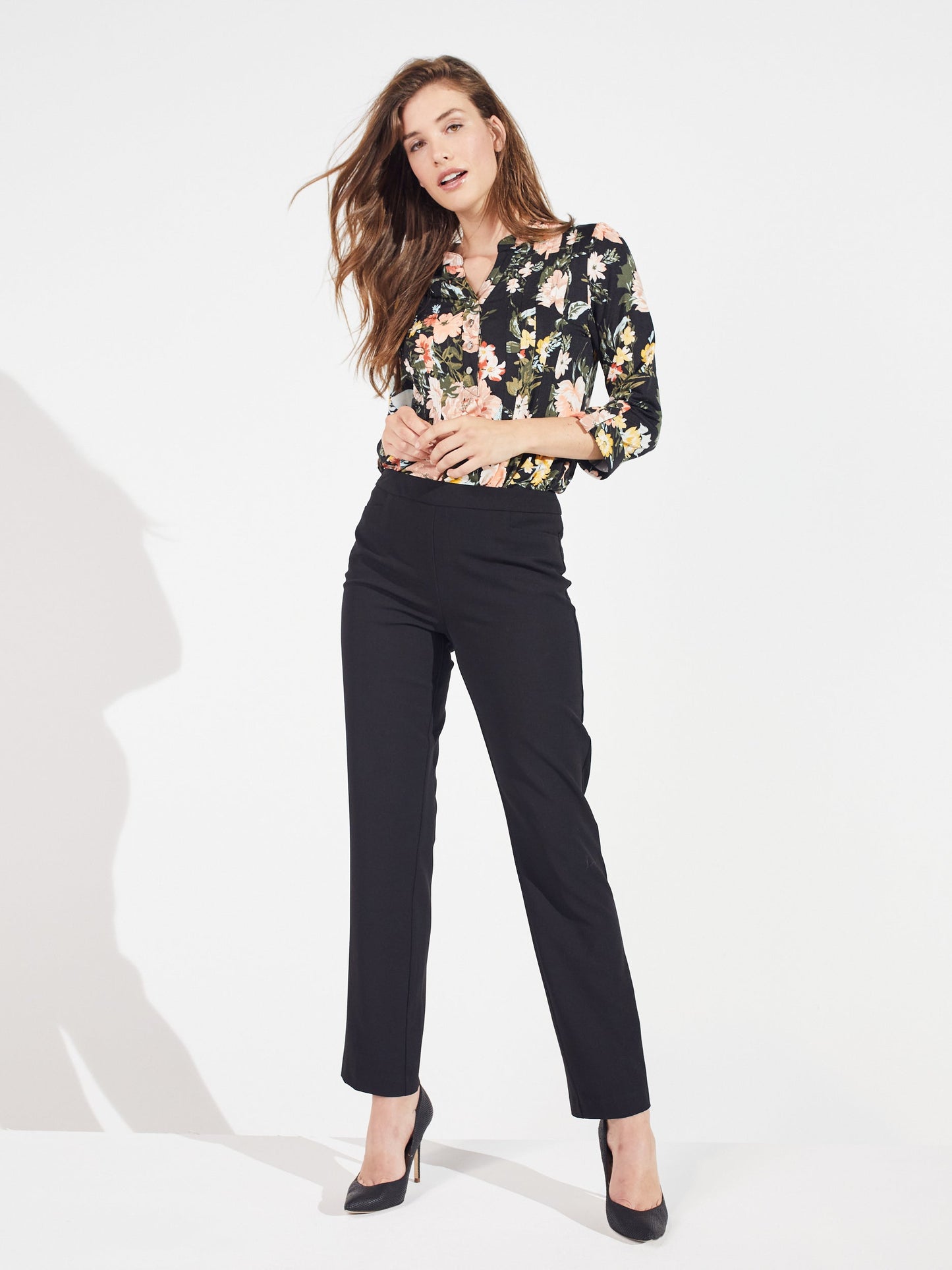 Pull On Tummy Control Pants With L Pockets -Short