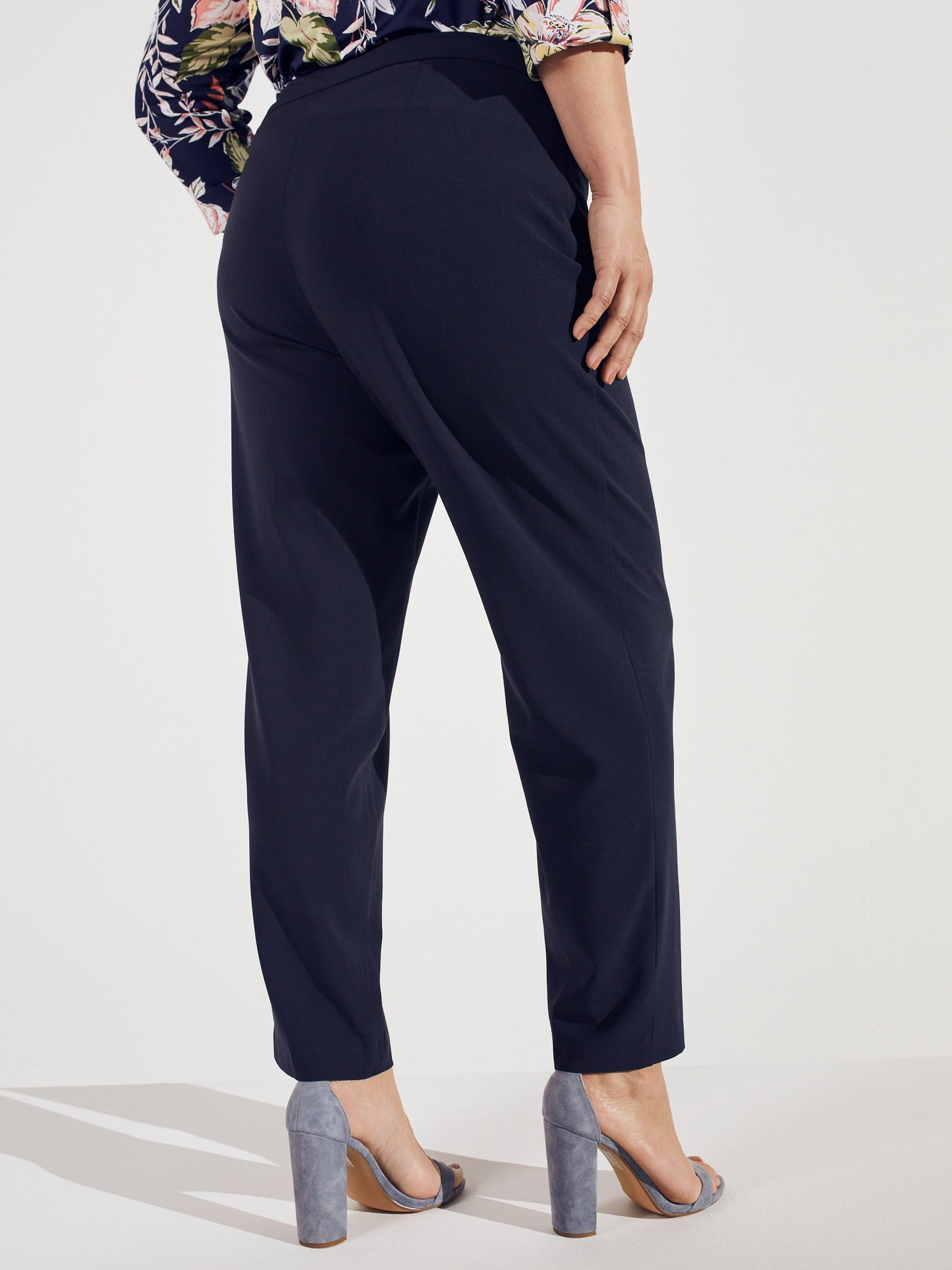 Pull On Tummy Control Pants With L Pockets -Short Length Plus